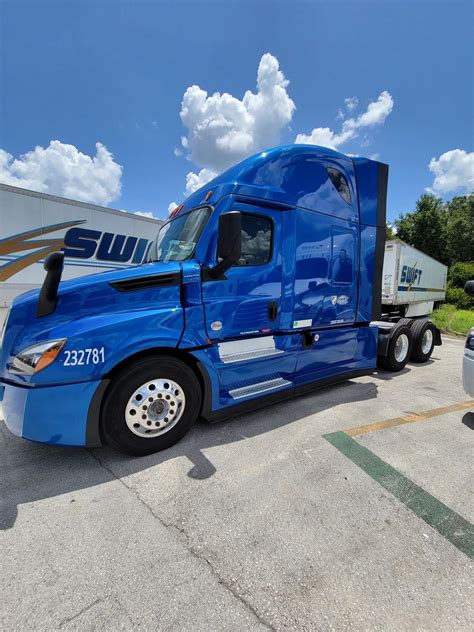 2023 Freightliner | Swift Owner Operator