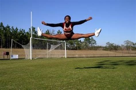 Simple Exercises to Dramatically Improve Your Cheerleading Jumps | HubPages