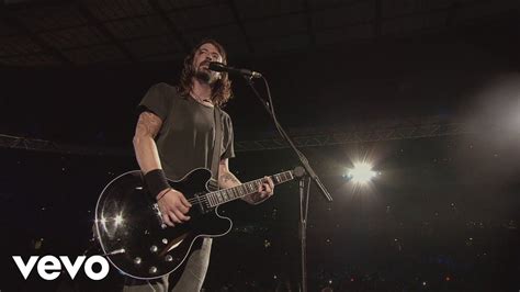 Foo Fighters - Everlong (Live At Wembley Stadium, 2008) - YouTube | Foo ...