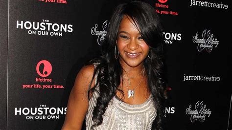 Bobbi Kristina Brown, Whitney Houston's daughter, dead at 22 - 6abc ...