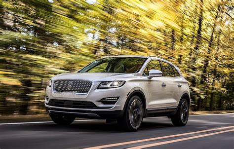 2019 Lincoln MKC Specs & Photos - autoevolution