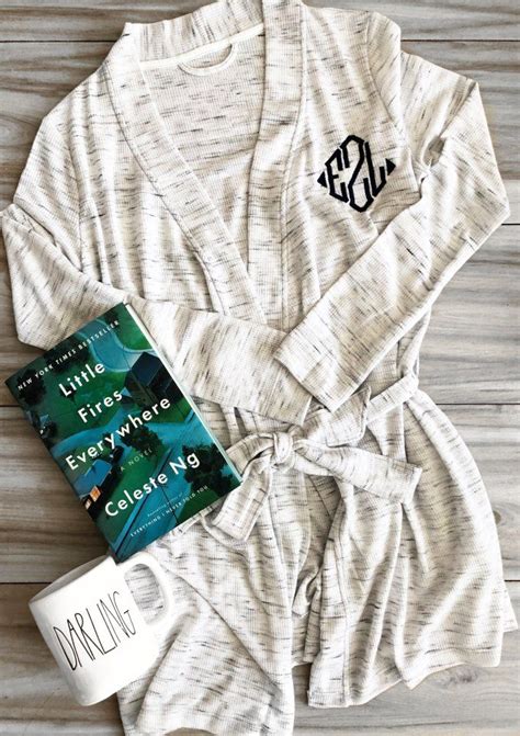 Best (Monogrammed!) Bathrobes for Women | bathrobes for women, monogrammed robes Monogram Robes ...