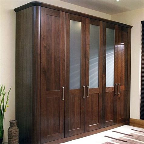 Wooden Wardrobe Designs: Timeless Elegance and Durability for Your Bedroom - sanideas.com ...