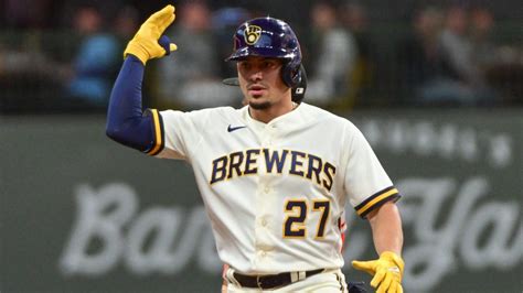 Brewers’ Willy Adames taken to hospital, heading to IL after getting ...