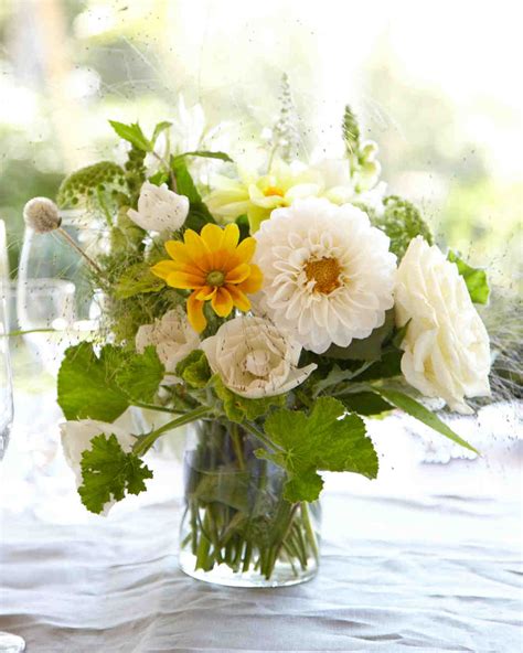 36 Simple Wedding Centerpieces | Martha Stewart Weddings