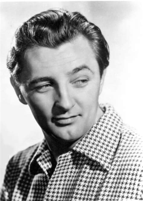 Robert Mitchum Height, Weight, Age, Net Worth, Death, Spouse