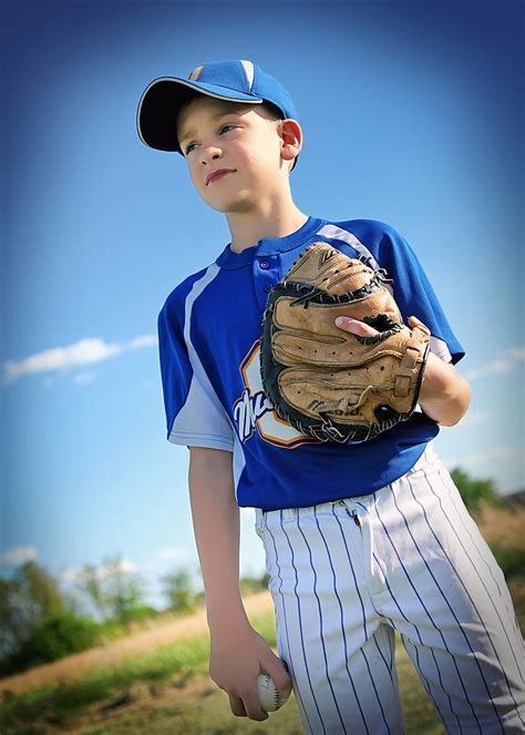 Pin by Caryn Ruff on Kameron's Room Inspiration | Baseball photography, Baseball team pictures ...