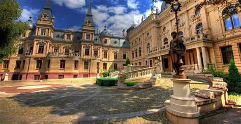 Lodz: Private 3-Hour City Tour | GetYourGuide