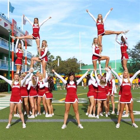 Cheerleading Stunts, Cool Cheer Stunts, College Cheerleading, College ...