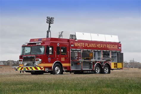 Video: White Plains (NY) Fire Department Heavy Rescue Walk-Around - Fire Apparatus: Fire trucks ...