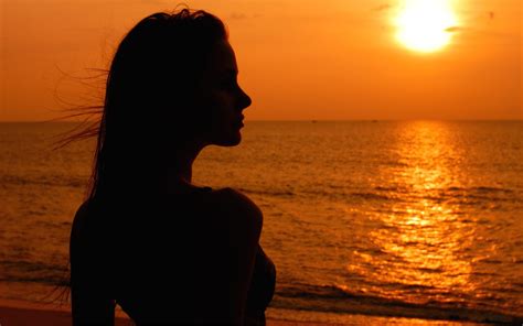 Girl on Sunset Beach HD Desktop Wallpaper 21866 - Baltana