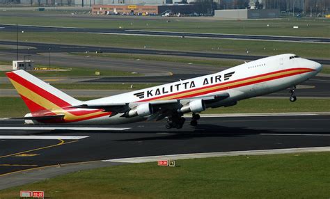 Kalitta Air Pilot Careers & Salary: A Comprehensive Guide