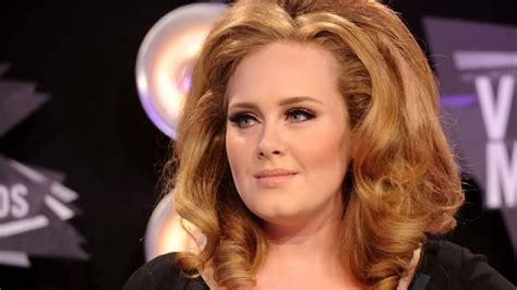 Singer Adele crowned top artist for 2011 | CBC News