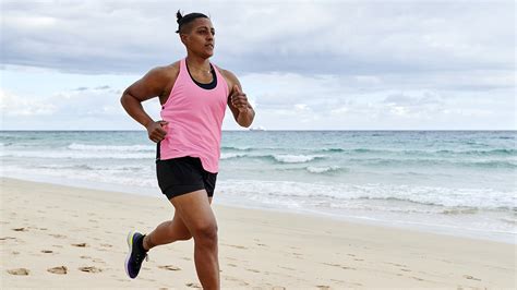 Beach Running: Benefits and Tips to Get Started