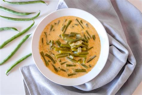 Creamy Hungarian Green Bean Soup - Recipes From Europe