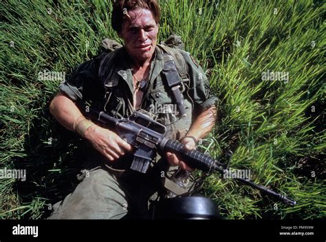 Platoon willem dafoe hi-res stock photography and images - Alamy