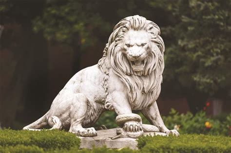 Lion sculpture back home after 120 years