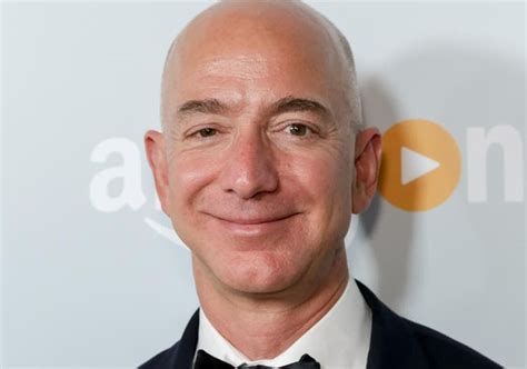 2. Jeff Bezos - 2017-08-23 - 2017 Richest in Tech: Top 10