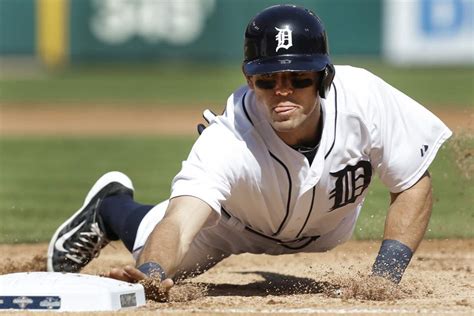 IN PICTURES: Tigers top Twins 12-9 - The Blade