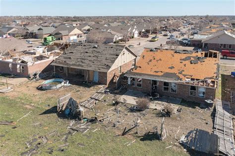 Tornadoes touch down in Oklahoma as massive winter storm heads to Northeast - ABC News