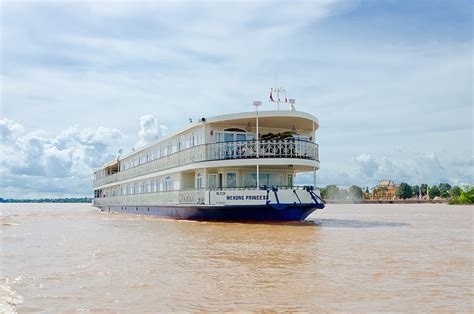 Mekong River Cruise | Luxury River Cruise from Vietnam to Cambodia