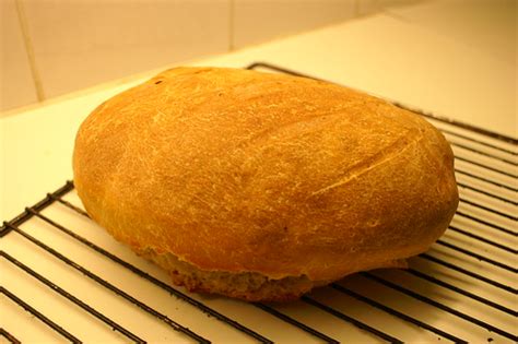 Cooling on a rack | Cooling bread on a rack keeps the crust … | Flickr