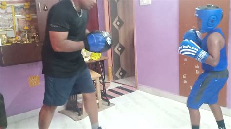 Boxing at home 🏠 work-out - YouTube