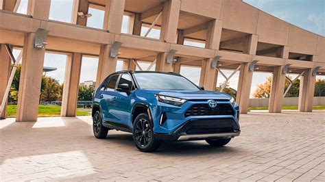 Here's When The Toyota RAV4 Hybrid Becomes More Expensive Than The Honda CR-V Hybrid