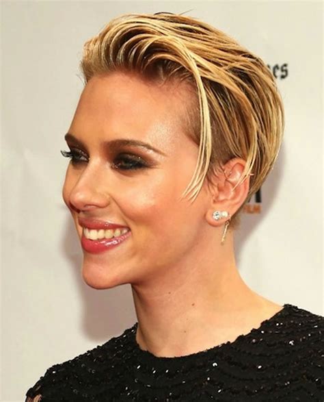 Scarlett Johansson’s Hairstyles 2018 & Bob+Pixie Haircuts for Short ...