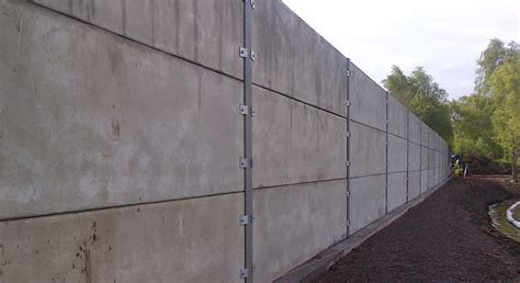 Retaining Wall - Prestressed Concrete Panels - Poundfield