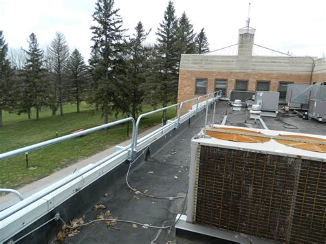 Parapet Clamping Railing: Temporary Safety Rails