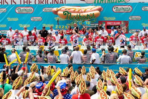 How to watch Nathan’s Hot Dog Eating Contest in Coney Island - Curbed NY