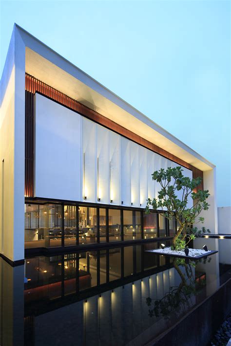 Gallery of Exquisite Minimalist / Arcadian Architecture + Design - 12