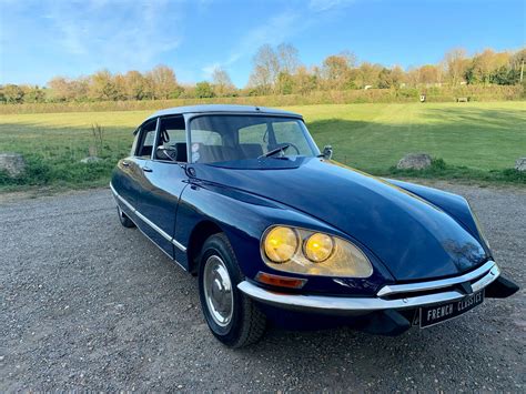 For Sale: Citroën DS 21 Pallas (1968) offered for AUD 69,285