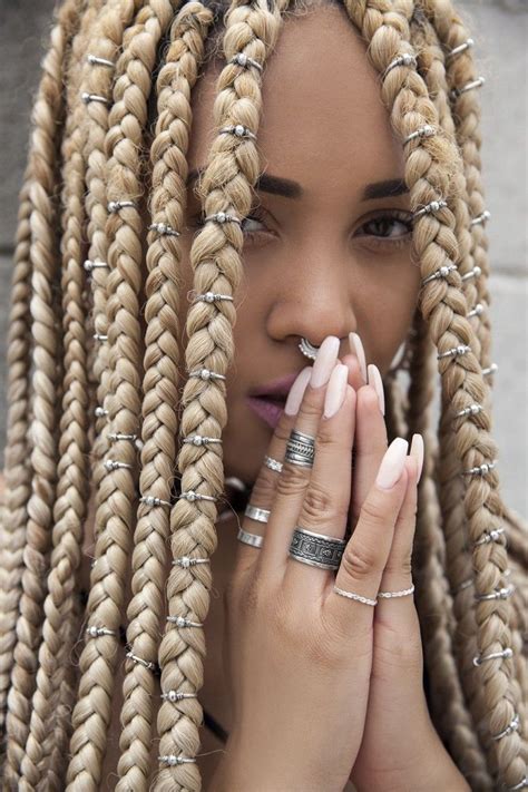 Tresses afro : les plus belles coiffures | Box braids hairstyles ...