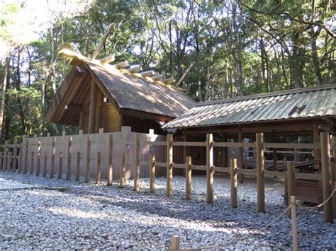 Ise Grand Shrine in 2020 | Ise grand shrine, Shrine, Japanese architecture