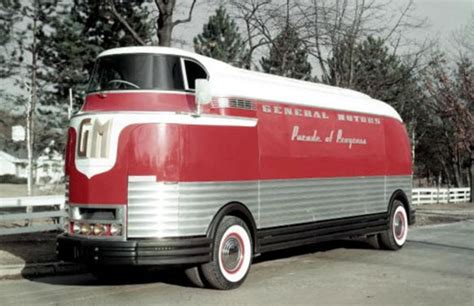 Just A Car Guy: the two looks of the Futurliner bus from the GM Parade ...