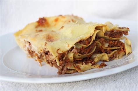 Flo en cuisine: Lasagne à la bolognaise et à l'aubergine