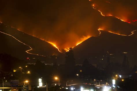 Sleepy Hollow Fire in Wenatchee - A picture story at The Spokesman-Review