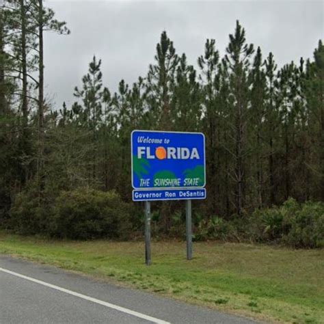 Welcome to Florida sign in Jasper, FL (#4) - Virtual Globetrotting