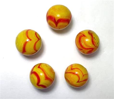 5 16mm Art Glass Player Sonic Boom Marbles Recycled Glass Opaque Yellow ...