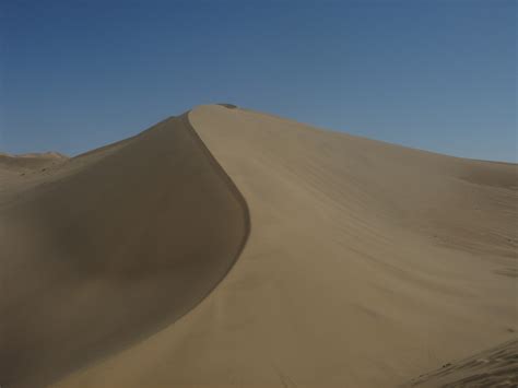 File:Singing Sand Dunes.JPG - 维基百科，自由的百科全书