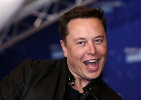 Elon Musk, South Africa's Favourite American buys Twitter - Yashtech ...