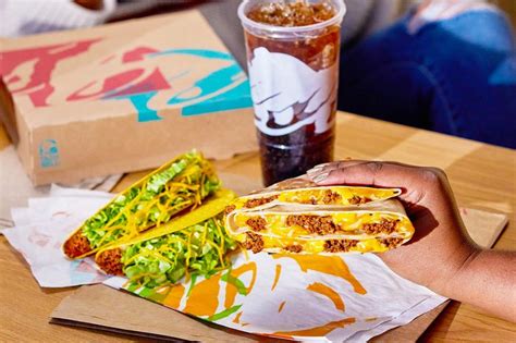 Taco Bell's New Menu Eliminates 14 Fan-Favorite Items | Taste of Home