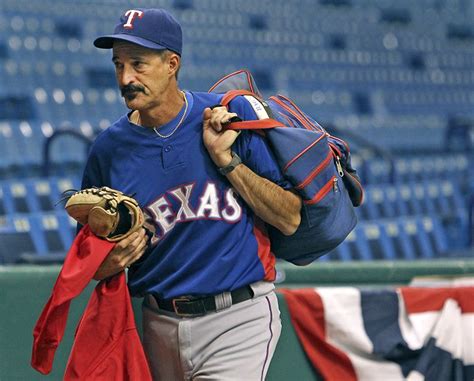 Adios to Rangers pitching coach Mike Maddux