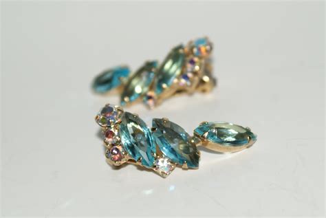 Vintage Clip-On Earrings | Collectors Weekly