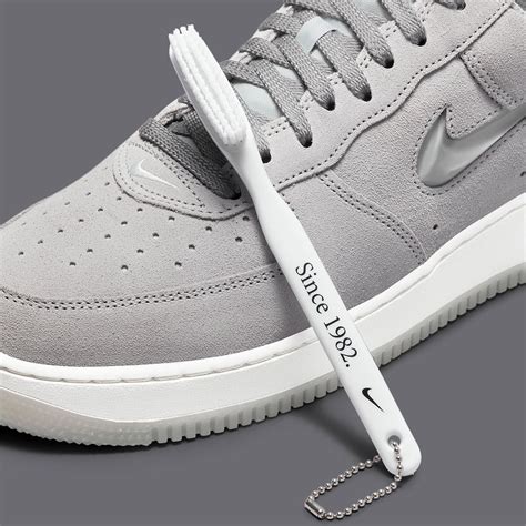 The Nike Air Force 1 Low "Light Smoke Grey" Arrives January 5 | HOUSE OF HEAT