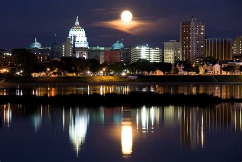 Harrisburg Skyline Stock Photos, Pictures & Royalty-Free Images - iStock