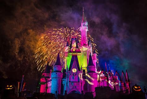 Best Magic Kingdom Fireworks Viewing Spots - Disney Tourist Blog