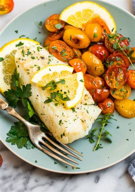 Pan Fried Cod {Simple Recipe with Butter and Lemon} – WellPlated.com